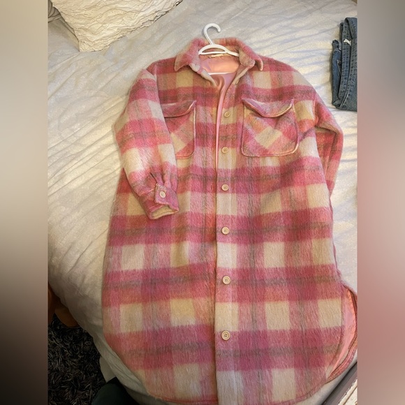 Pink and cream plaid long jacket - Picture 2 of 3